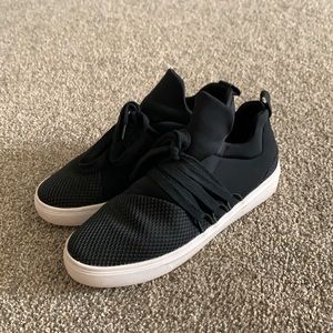 Steve Madden Lancer Sneakers